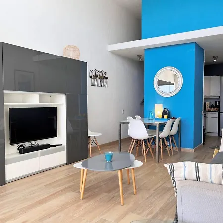 Climatise 3 Pieces, 6 Couchages - Face A La - - Fr-1-251-510 Apartment Le Lavandou