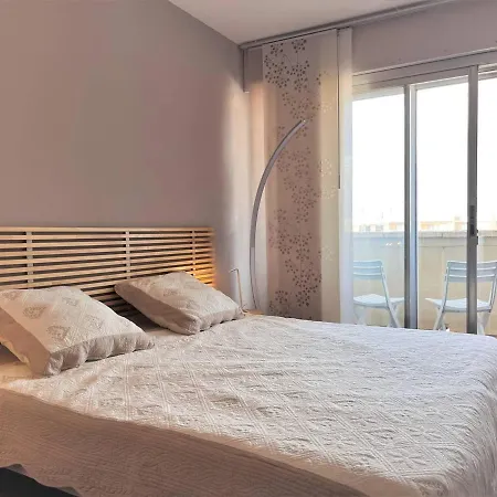 Apartment Climatise 3 Pieces, 6 Couchages - Face A La - - Fr-1-251-510 *